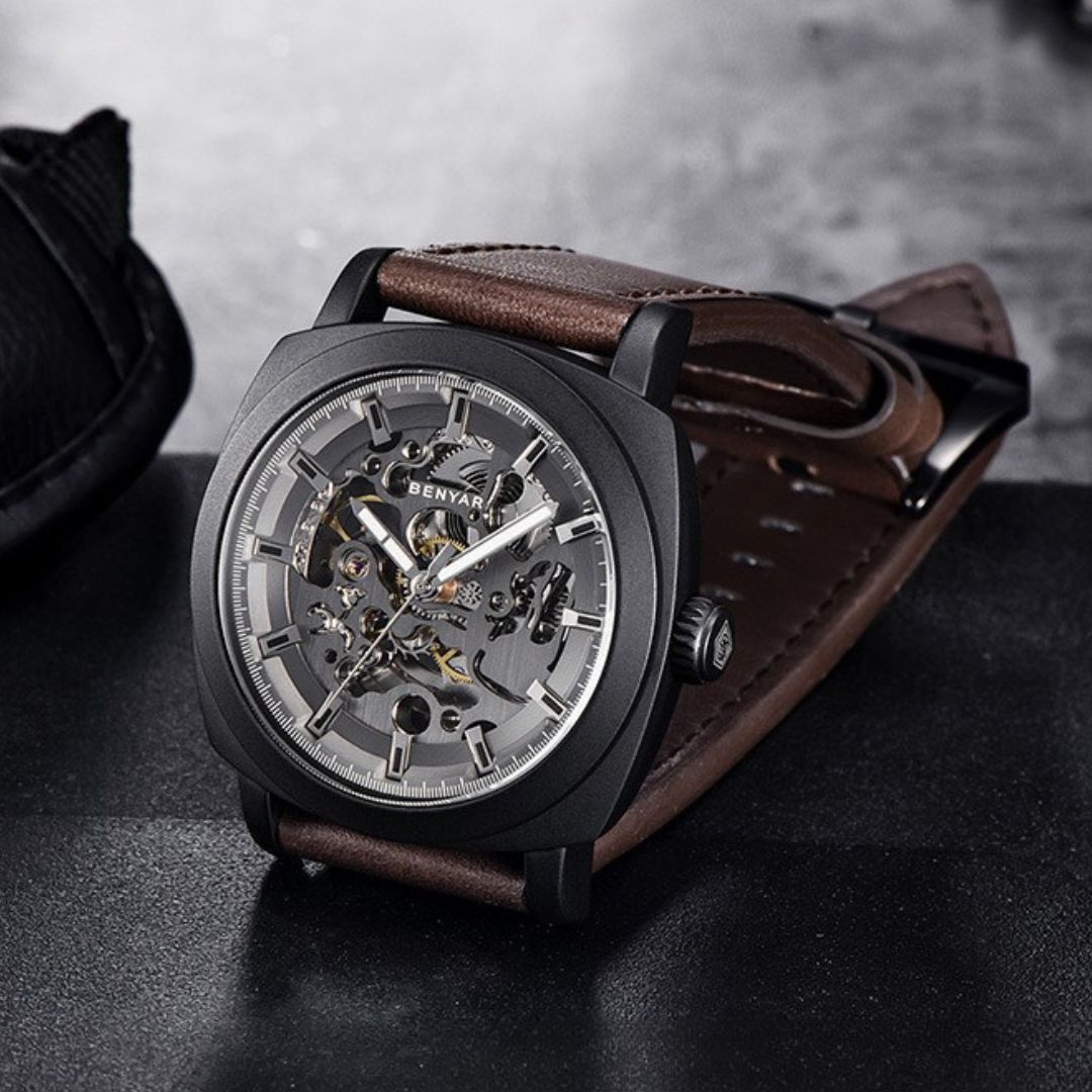 Majestic Crest Watch