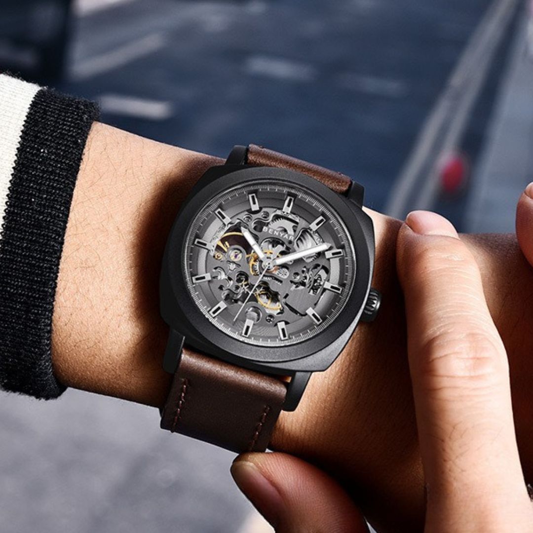 Majestic Crest Watch