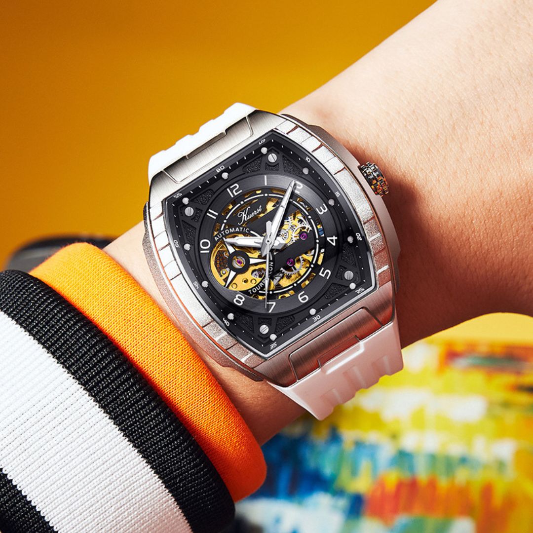 Oro Vincitore Watch