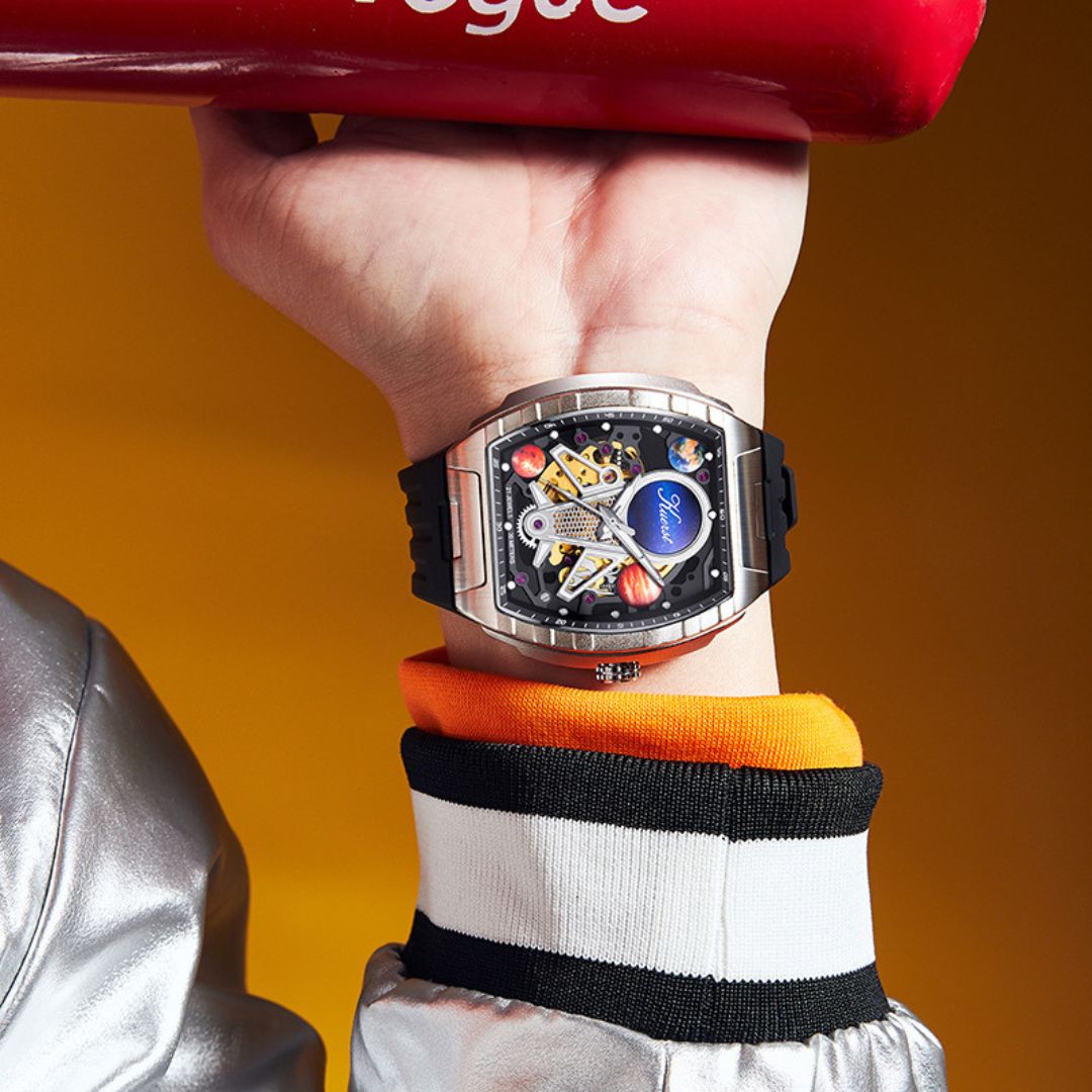 Oro Vincitore Watch