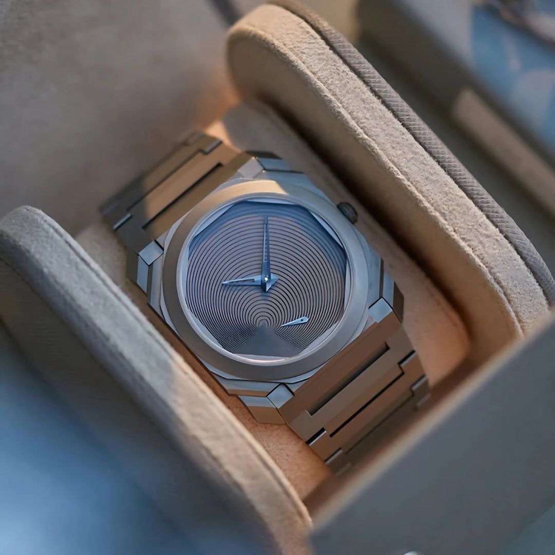 Opus Aureus Watch