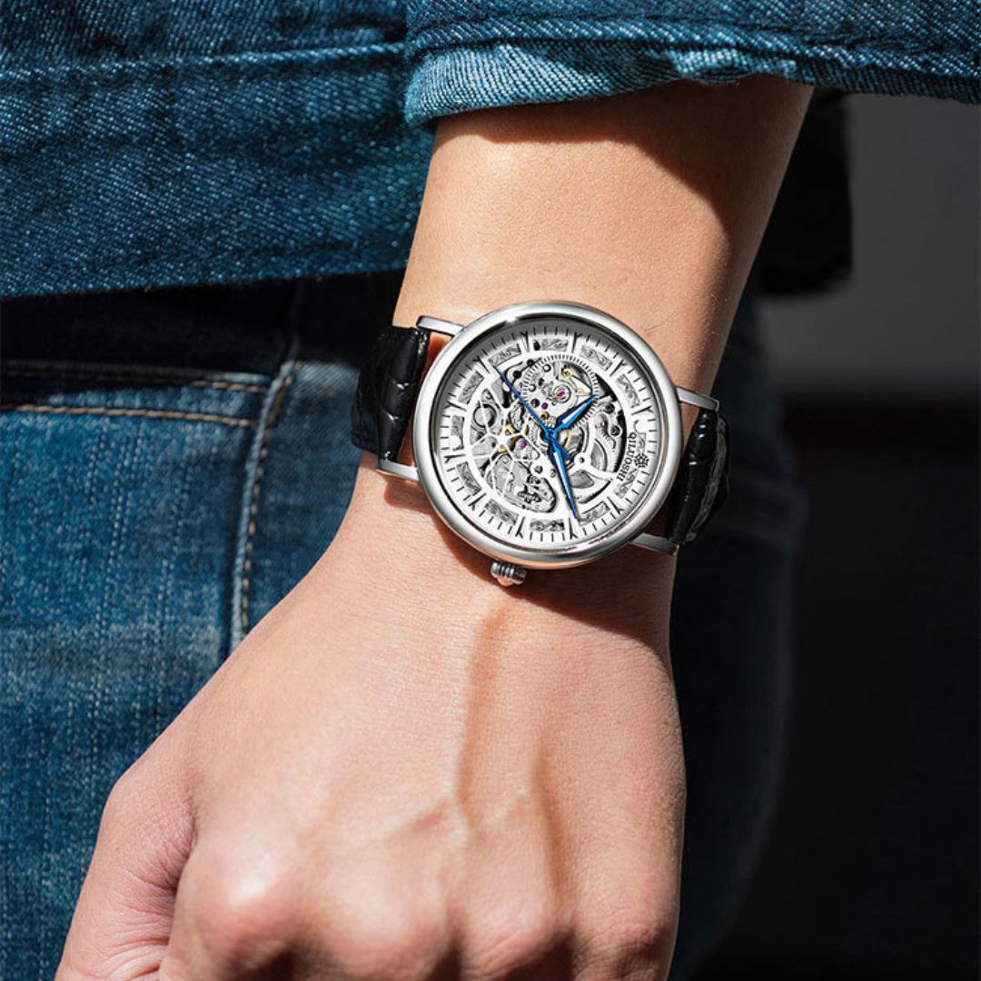 Noble Crest Watch