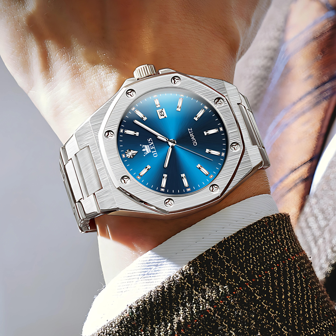 Azure Majesty Watch