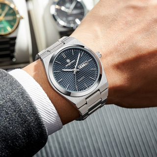 Grand Dominion Watch