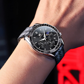 Apex Genesis Watch