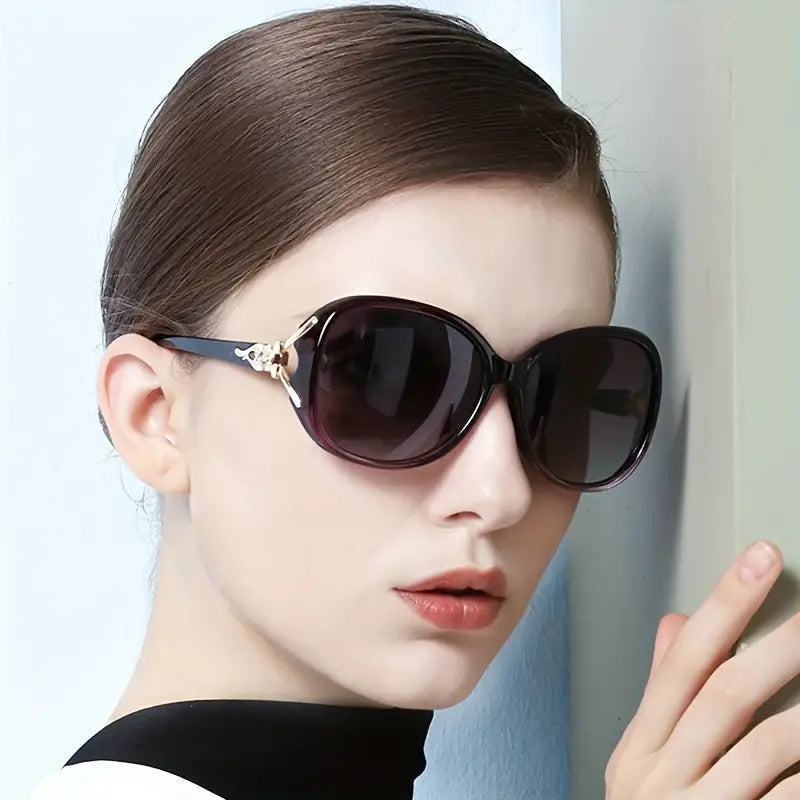 Divine Glimmer Sunglasses